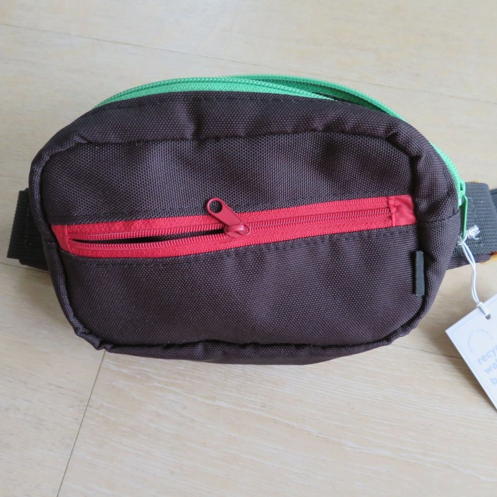 eBay Open 2023 Early Bird Promo Fanny Pack Belt Pouch Black w/Rainbow Accent